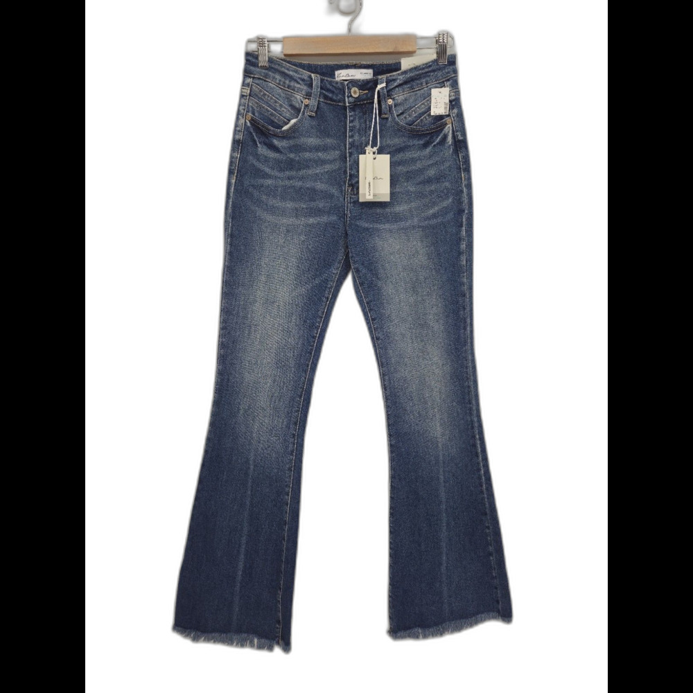 New KanCan Womens High Rise Flare Blue Jeans Medium Wash Raw Hem Size 28x33 Y2K